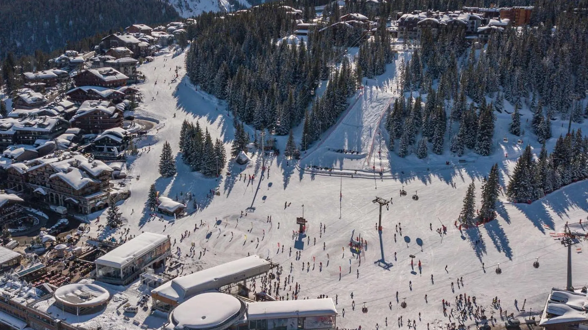 Appartement Idealement Situe Sur Les Pistes - Fr-1-564-34 Courchevel Apartment